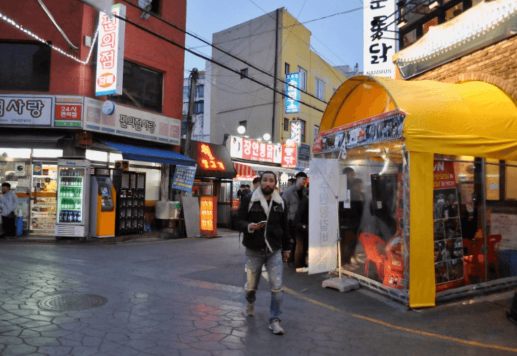 chicken street intersection
